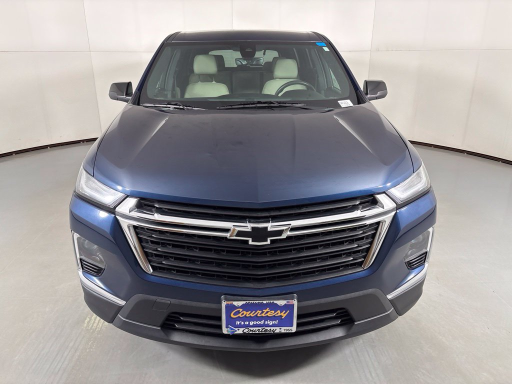 Used 2022 Chevrolet Traverse LS FWD image 4