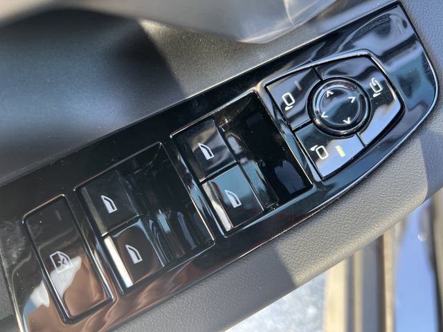 New 2026 BMW 530i w/ Premium Package image 17