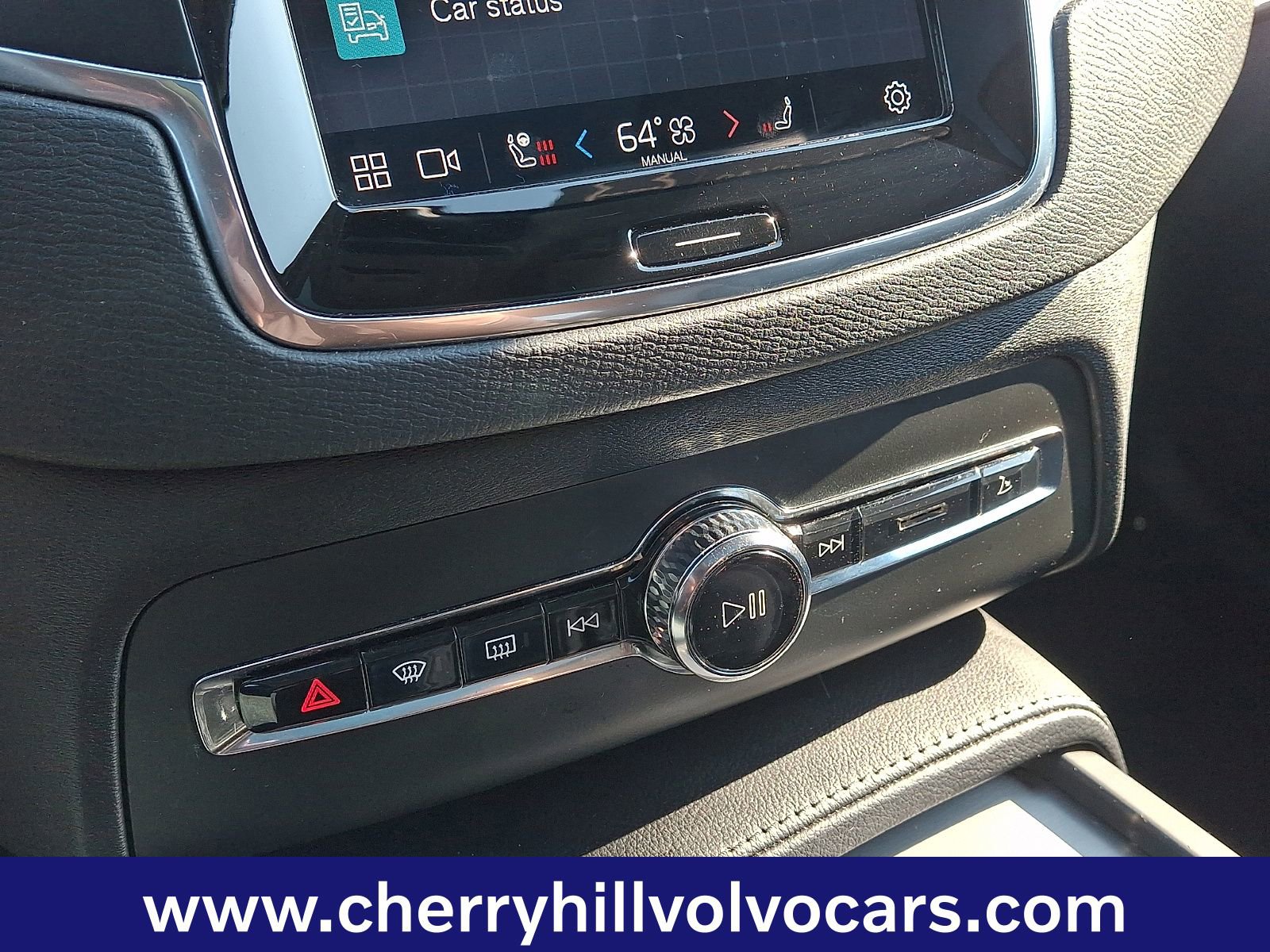 Certified 2023 Volvo XC90 B5 Core w/ Climate Package image 17