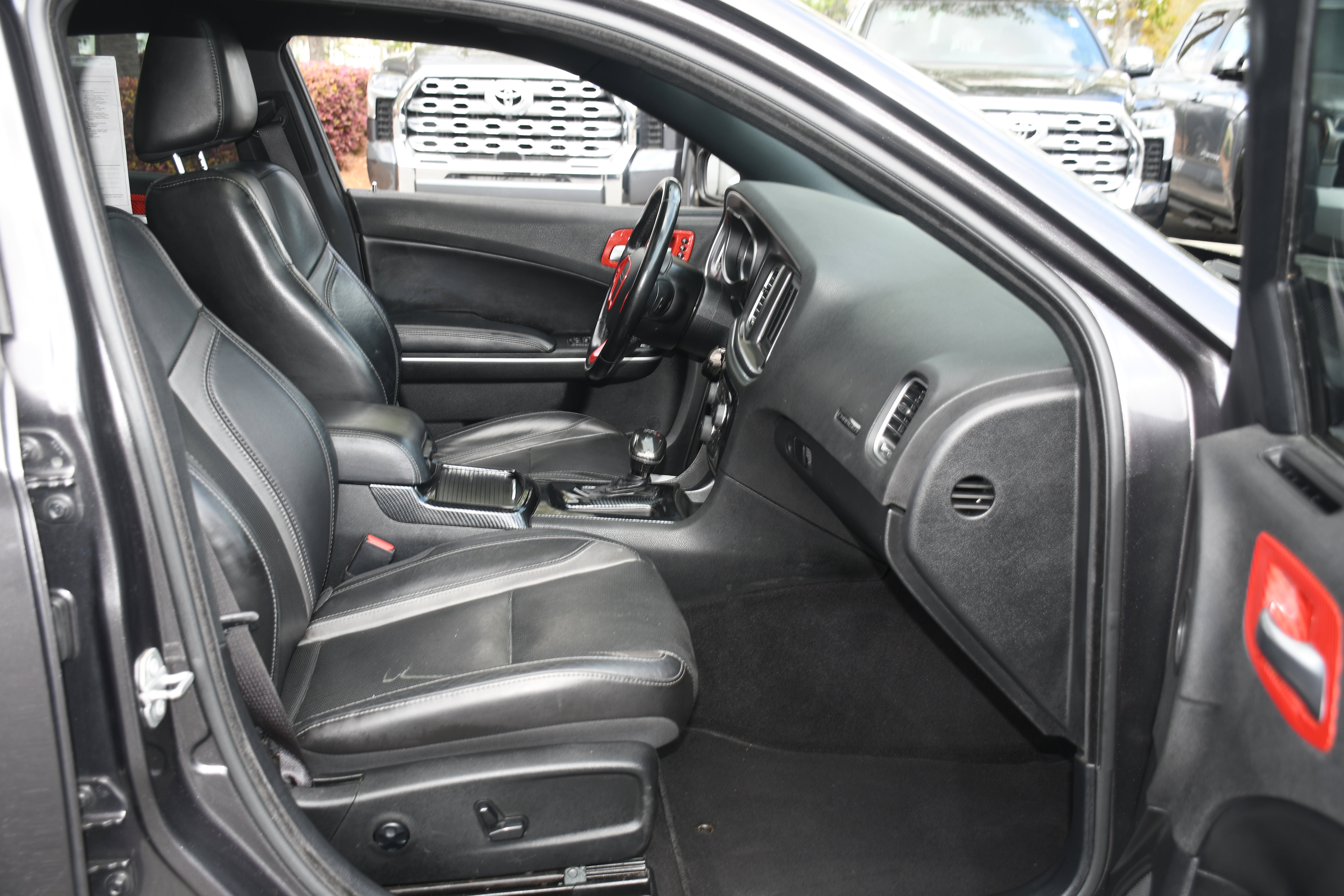 Used 2020 Dodge Charger SXT w/ Leather Interior Group image 22