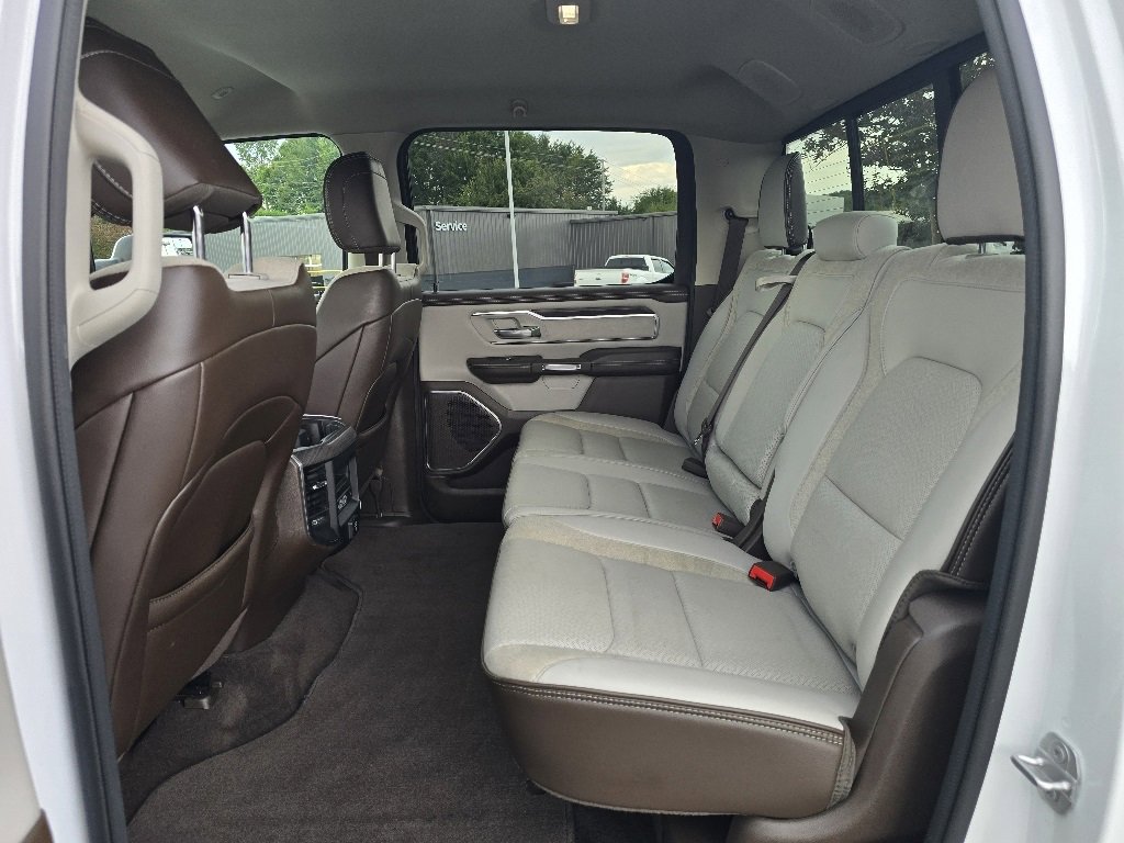 Used 2025 RAM 1500 Laramie image 12