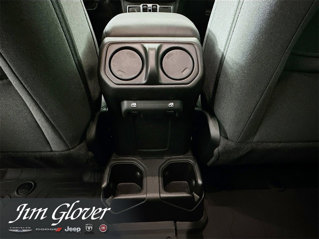 New 2025 Jeep Gladiator Sport image 19