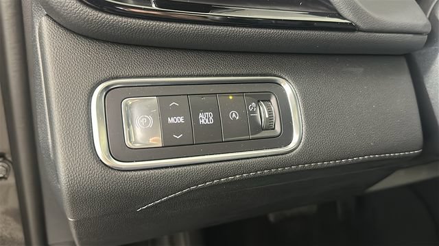 Used 2025 Buick Enclave Avenir w/ Trailering Package, 5000 lbs. FWD image 20
