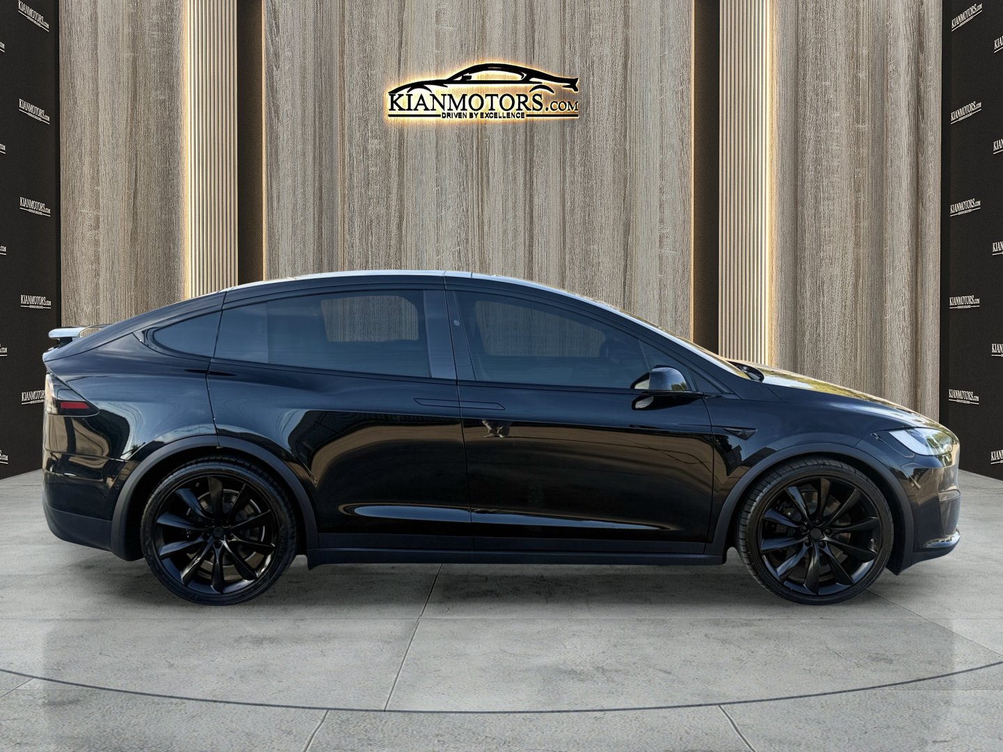 Used 2023 Tesla Model X AWD/4WD image 11