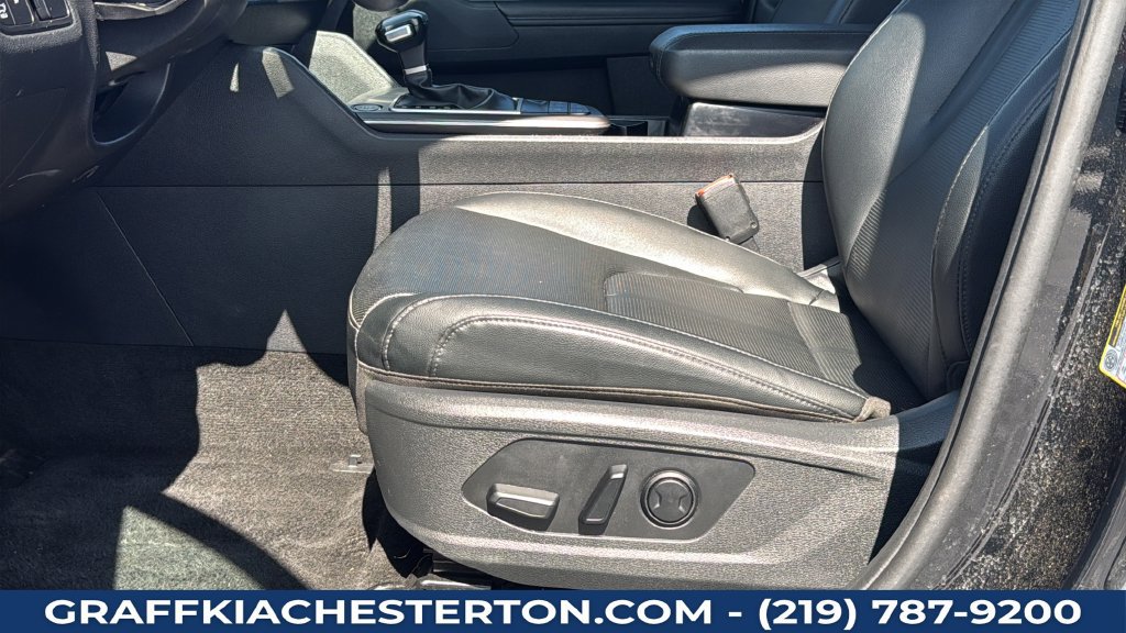Used 2026 Kia Sportage EX FWD image 25