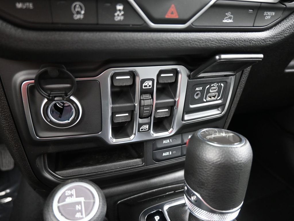 New 2026 Jeep Gladiator Sport AWD/4WD image 18