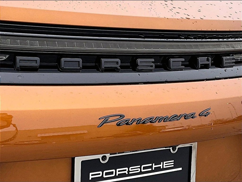Used 2025 Porsche Panamera 4 image 22