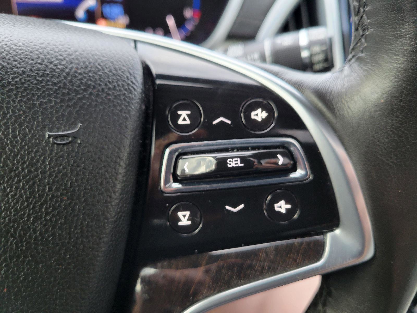 Used 2014 Cadillac SRX Luxury AWD/4WD image 20