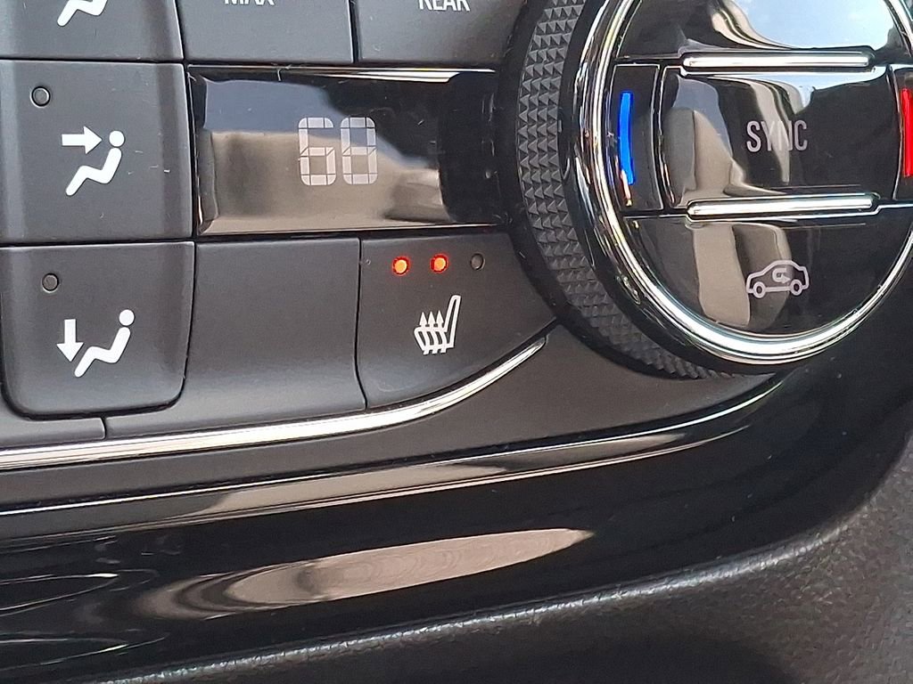 Used 2023 Buick Encore GX Select w/ Sport Touring Package AWD/4WD image 23