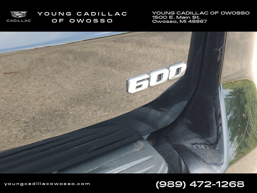 Used 2024 Cadillac Escalade Premium Luxury AWD/4WD image 37