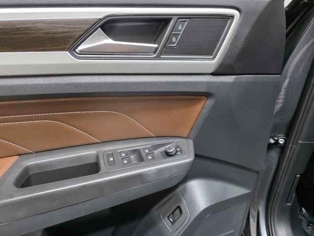 Used 2023 Volkswagen Atlas SE AWD/4WD image 8