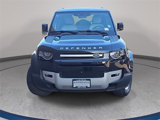 Used 2025 Land Rover Defender 110 S image 2