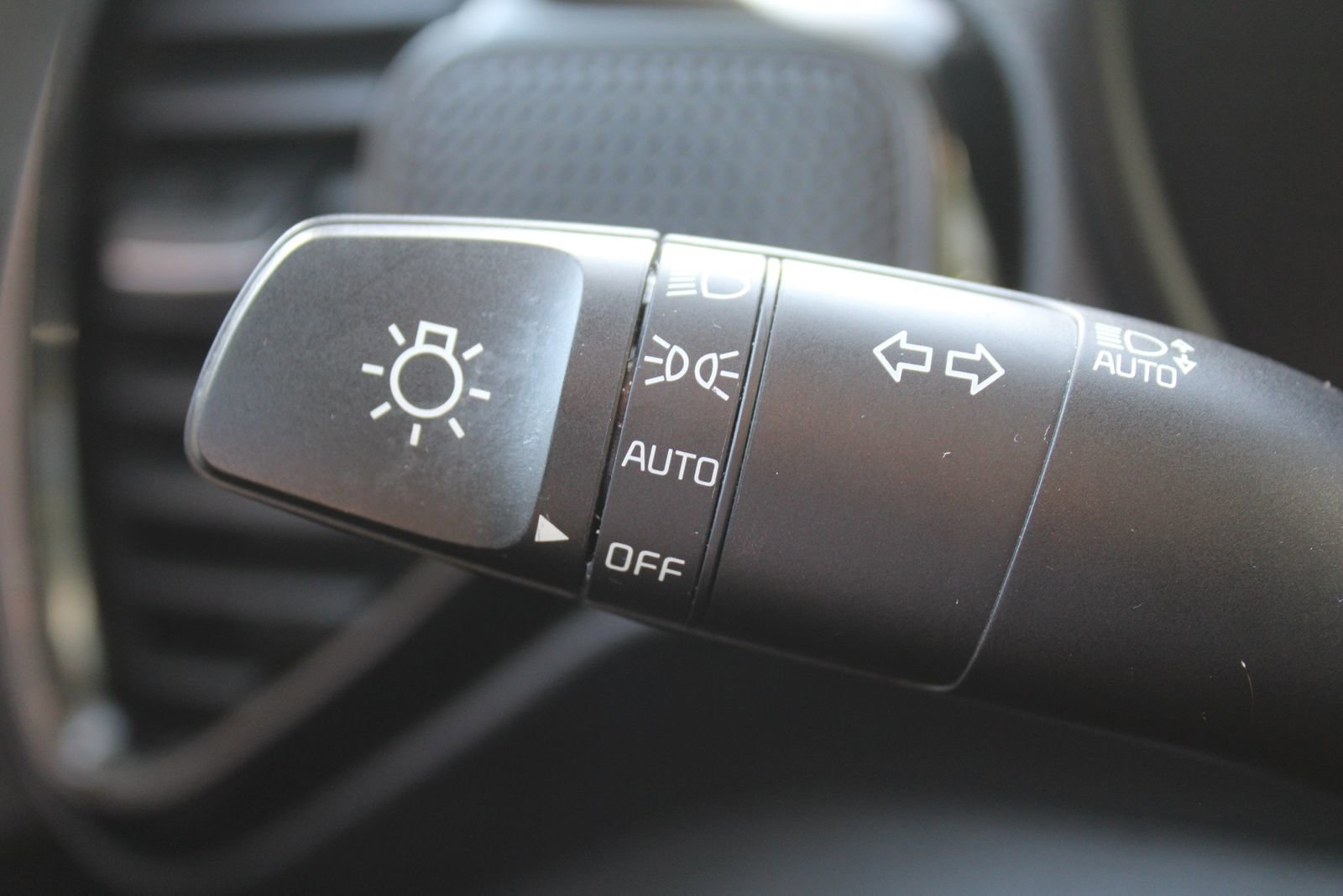 Certified 2023 Kia Soul S FWD image 27