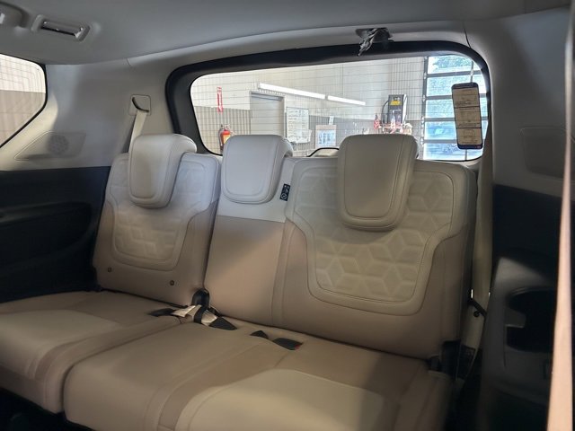 New 2026 Nissan Armada Platinum image 17