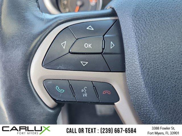 Used 2017 Jeep Cherokee High Altitude AWD/4WD image 25