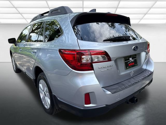 Used 2017 Subaru Outback 2.5i Premium w/ Popular Package #2 AWD/4WD image 3