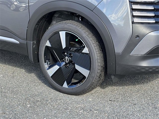 New 2026 Nissan Kicks SR image 7