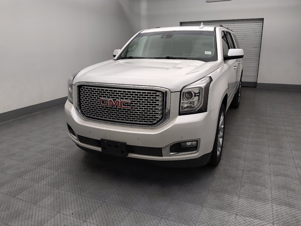 Used 2017 GMC Yukon XL Denali w/ Open Road Package AWD/4WD image 15