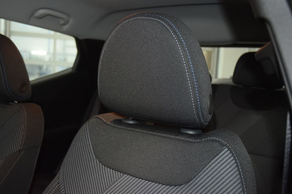 New 2027 Chevrolet Bolt LT w/ Comfort Package image 36