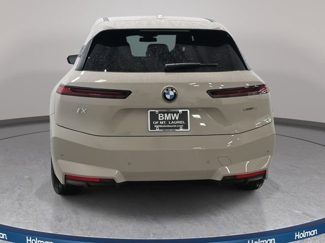Used 2026 BMW iX xDrive45 image 7
