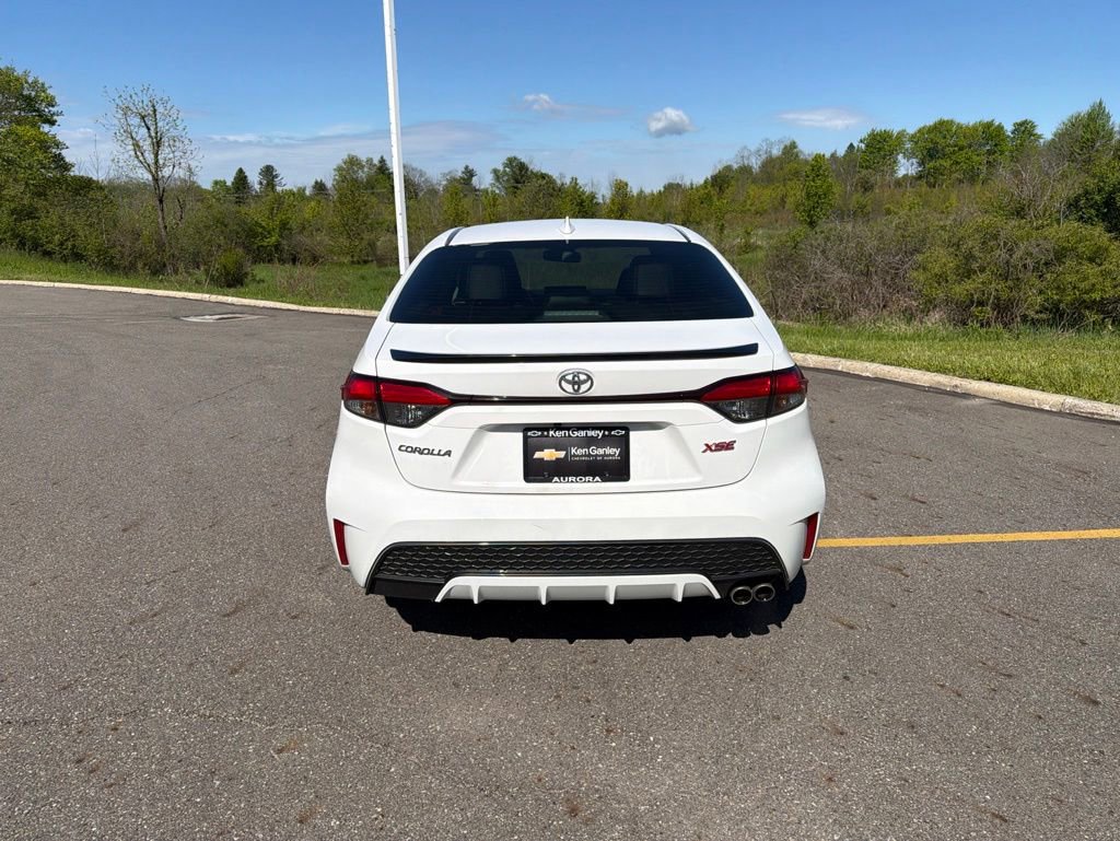 Used 2021 Toyota Corolla XSE FWD image 7