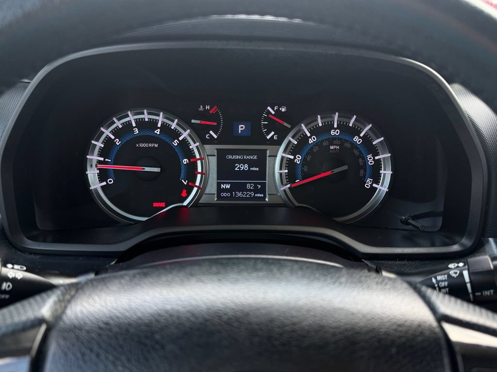 Used 2019 Toyota 4Runner TRD Off-Road Premium AWD/4WD image 25