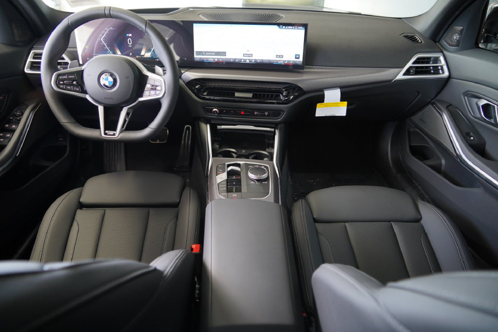 New 2026 BMW 330i xDrive Sedan w/ M Sport Package AWD/4WD image 13
