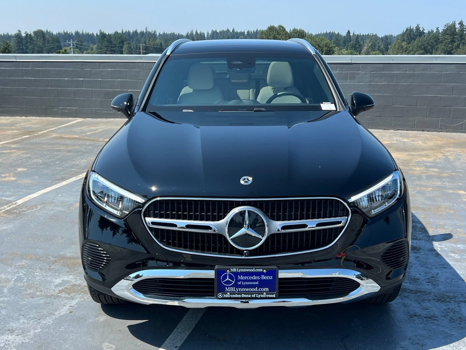 Used 2024 Mercedes-Benz GLA 250 4MATIC image 2