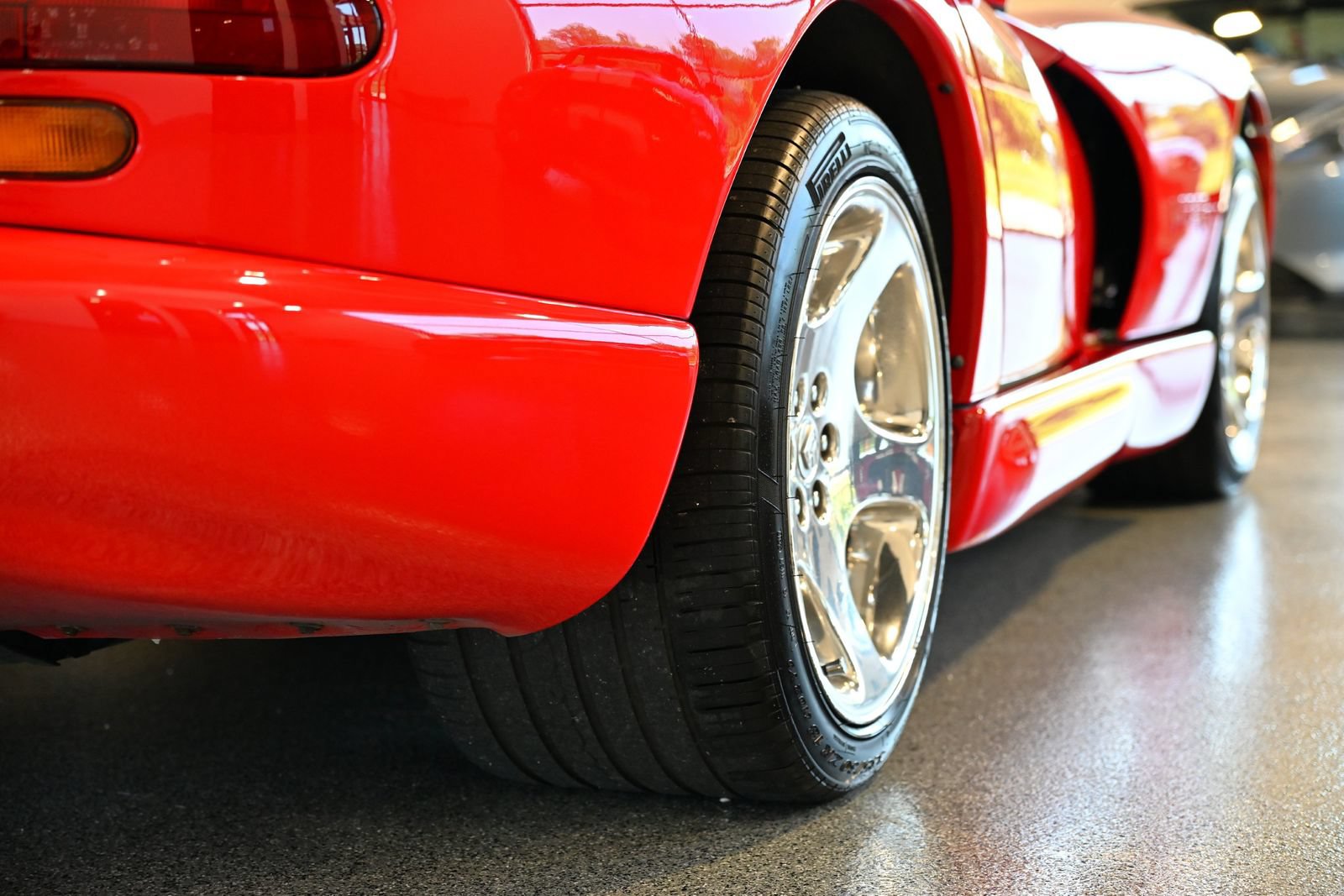 Used 2001 Dodge Viper RT/10 RWD image 19