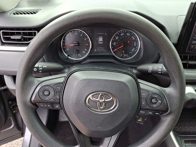 Used 2020 Toyota RAV4 LE w/ All Weather Liner Package AWD/4WD image 19