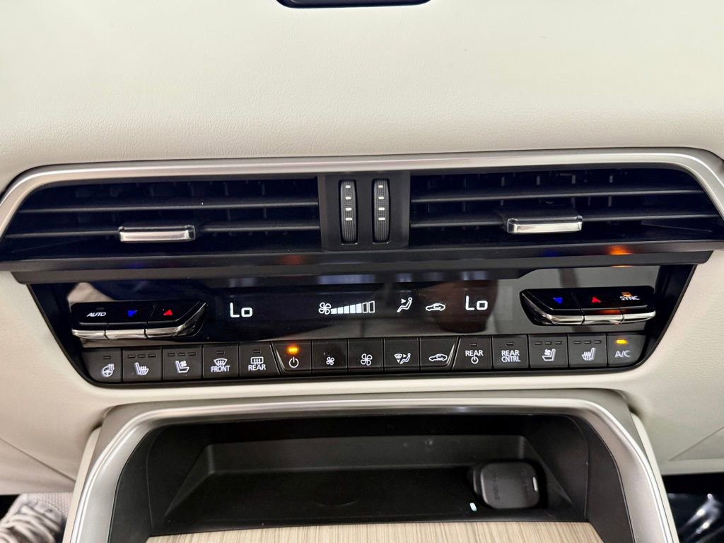 Used 2025 MAZDA CX-90 Plug-In Hybrid w/ Premium Plus image 35