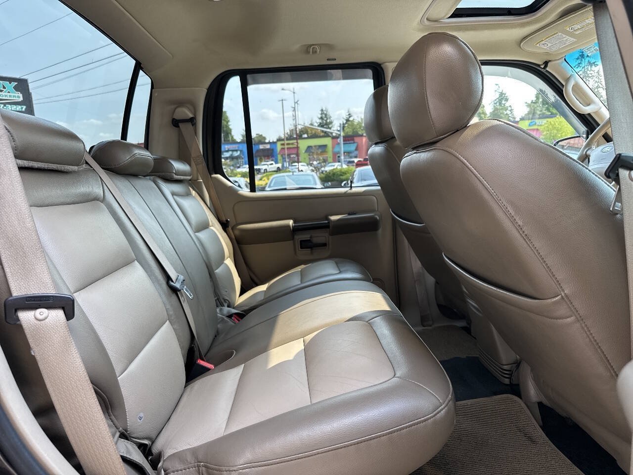 Used 2005 Ford Explorer Sport Trac Adrenalin AWD/4WD image 18