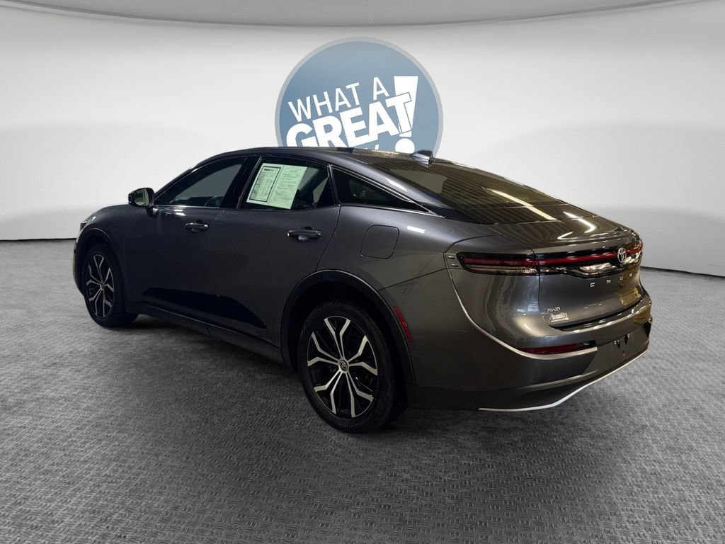 Used 2023 Toyota Crown AWD/4WD image 6