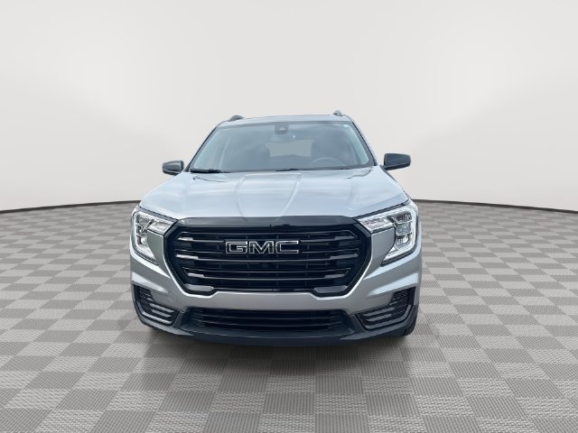 Certified 2024 GMC Terrain SLE w/ Driver Convenience Package FWD image 5