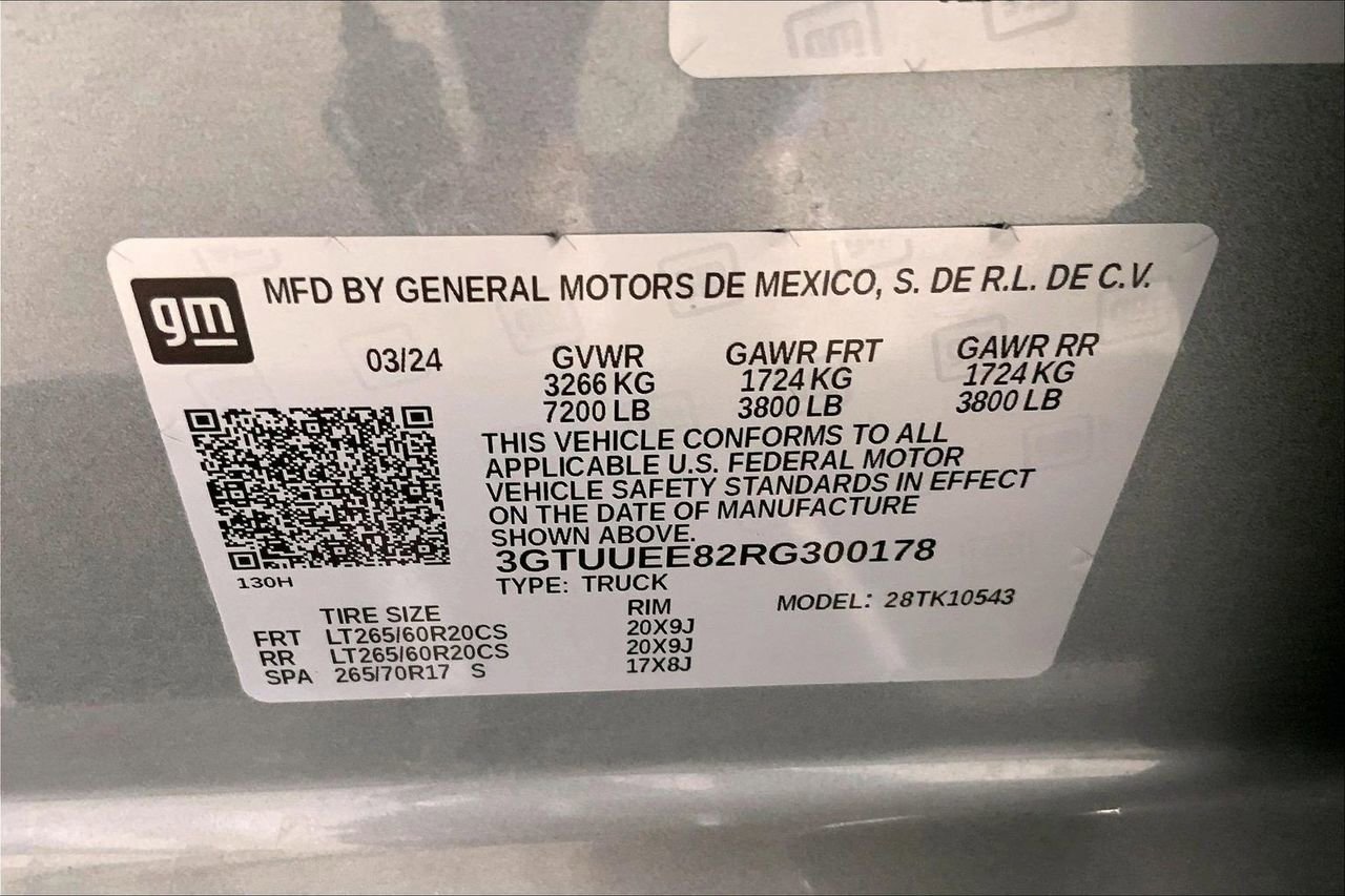 Used 2024 GMC Sierra 1500 AT4 w/ Technology Package image 33