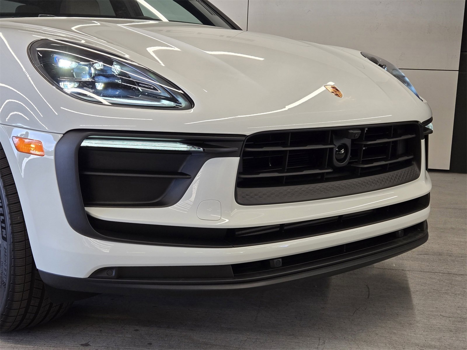 New 2025 Porsche Macan image 13