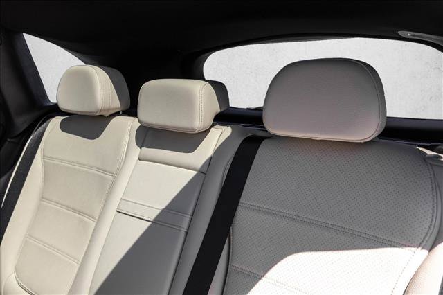 New 2026 Mercedes-Benz GLC 300 4MATIC image 23