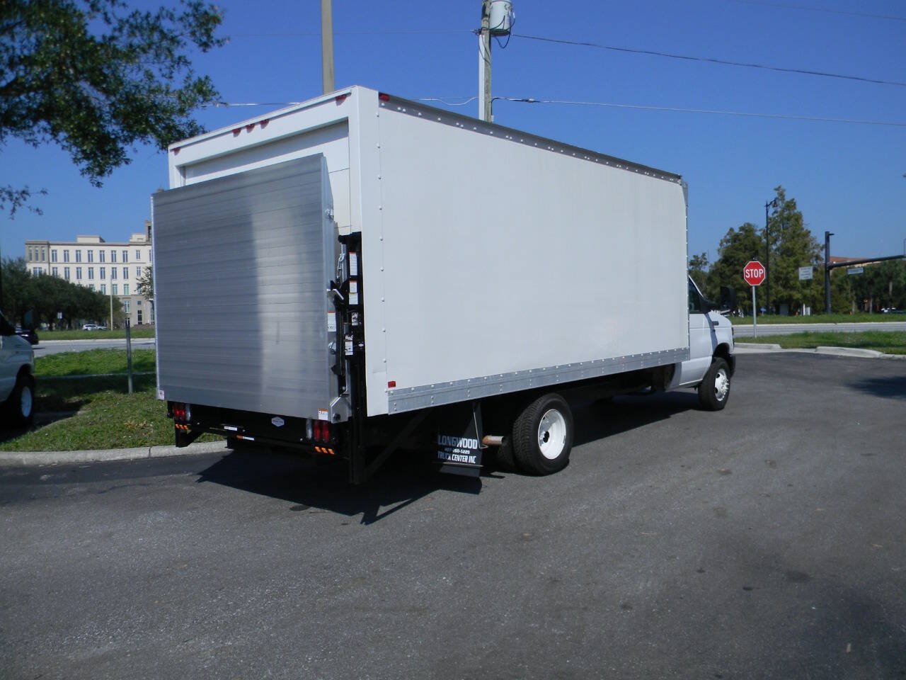 Used 2016 Ford E-350 and Econoline 350 Super Duty RWD image 1