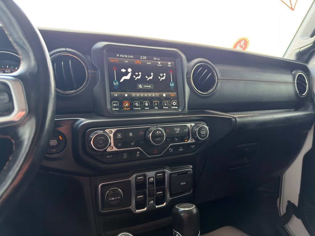 Used 2021 Jeep Gladiator Overland AWD/4WD image 19