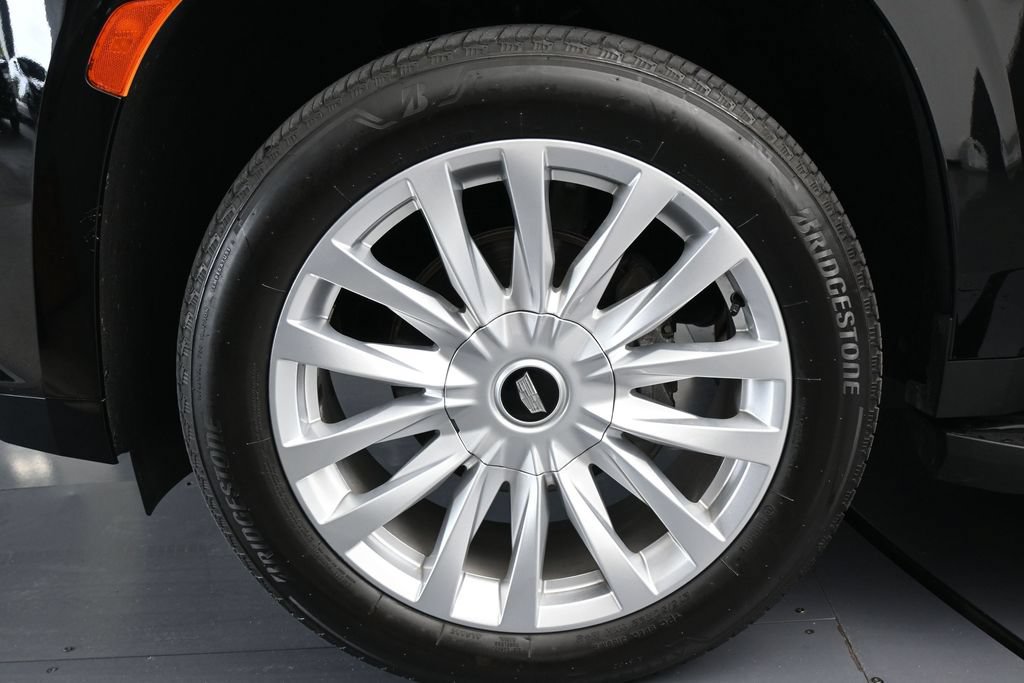 Used 2023 Cadillac Escalade Luxury RWD image 32