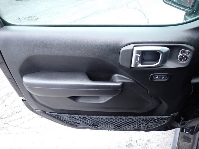 Used 2019 Jeep Wrangler Unlimited Rubicon w/ Steel Bumper Group image 20