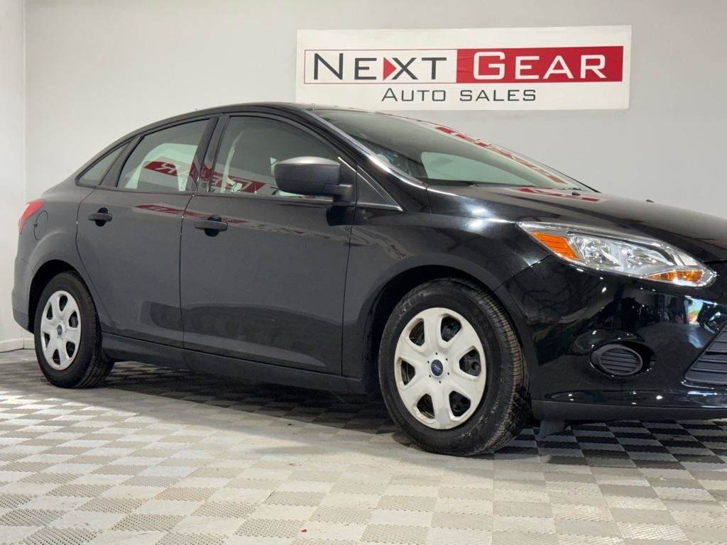 Used 2012 Ford Focus S FWD image 2