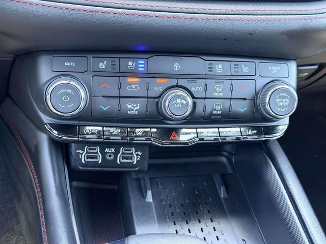 Used 2025 Dodge Durango GT AWD/4WD image 22