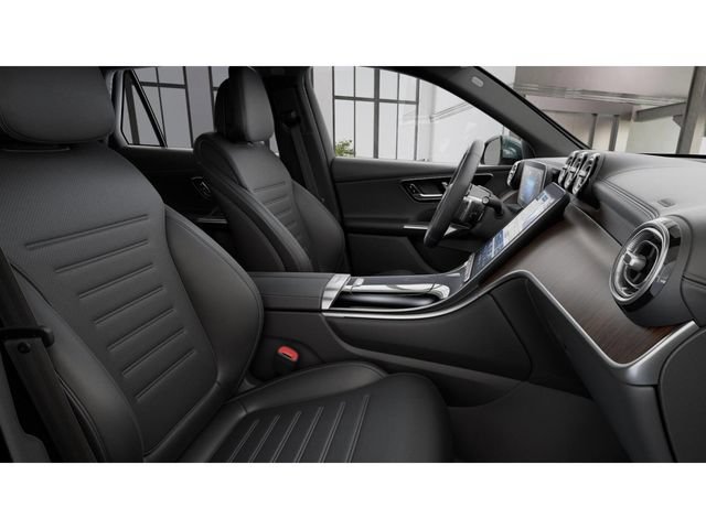 New 2025 Mercedes-Benz GLC 300 image 4