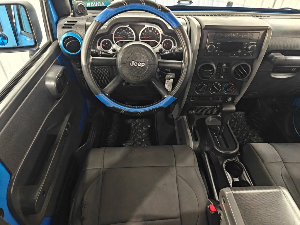 Used 2010 Jeep Wrangler Unlimited Sport image 4