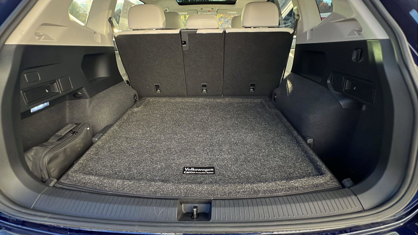 Used 2022 Volkswagen Tiguan SE image 16