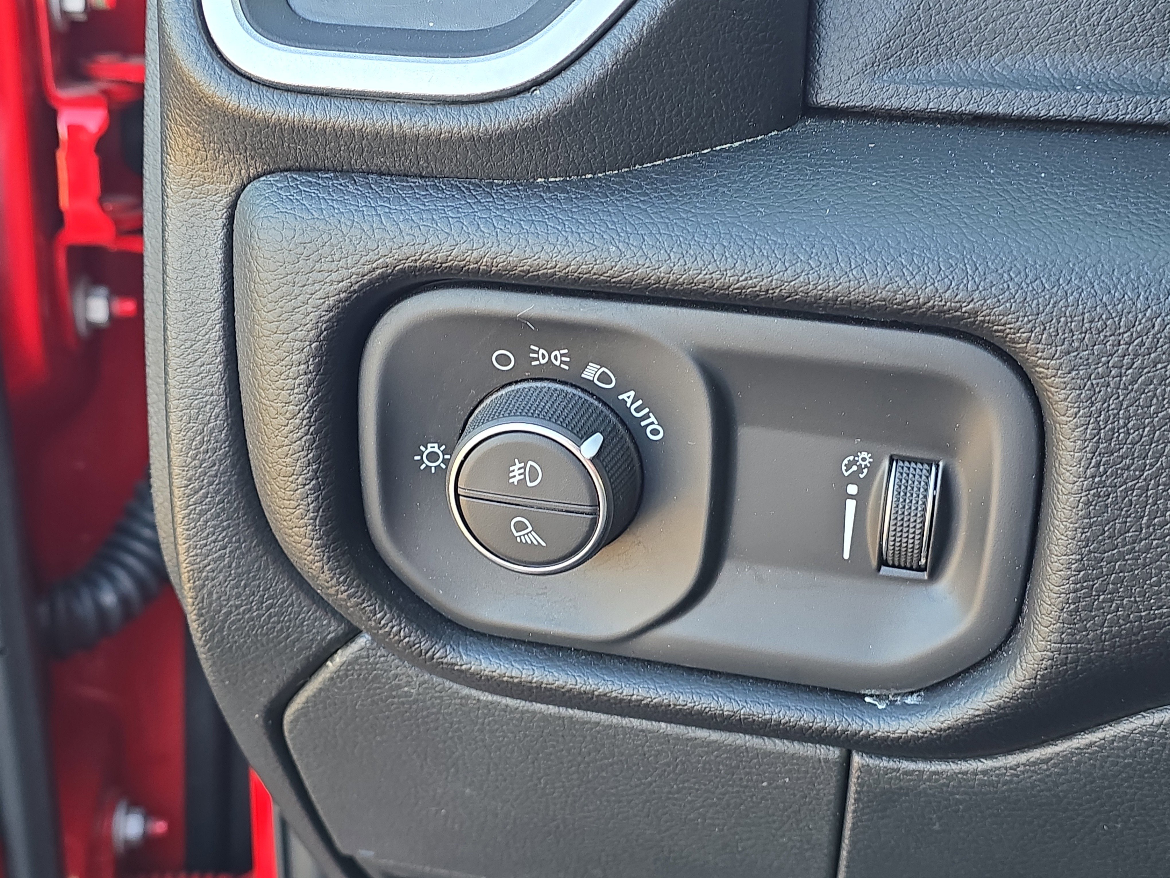 Used 2024 RAM 2500 Big Horn w/ Safety Group image 14