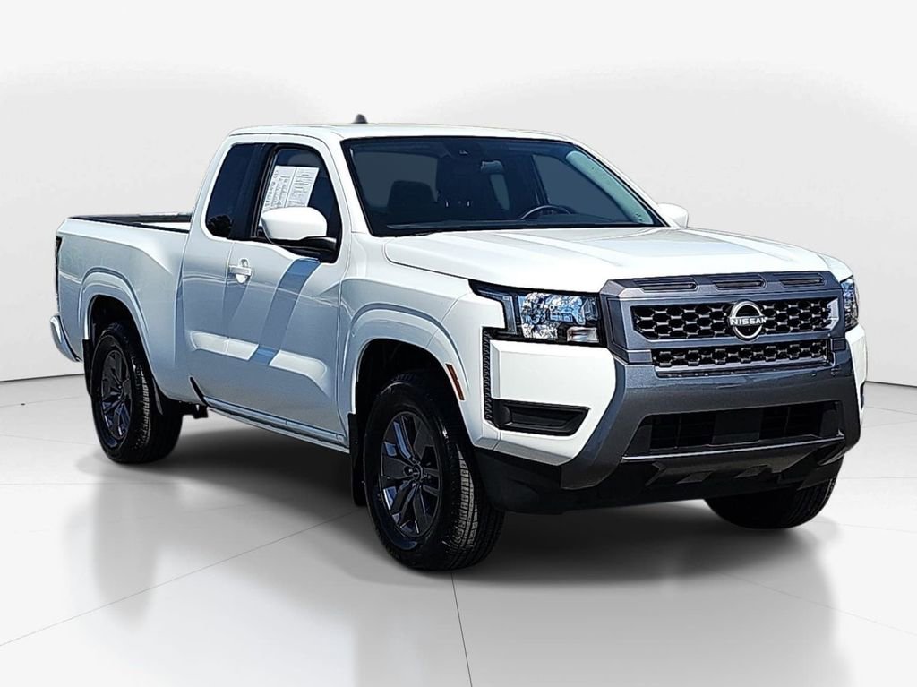 Used 2025 Nissan Frontier SV RWD image 3
