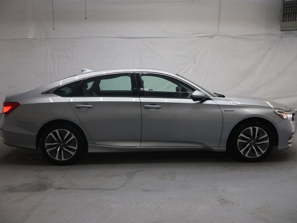 Used 2018 Honda Accord EX image 8