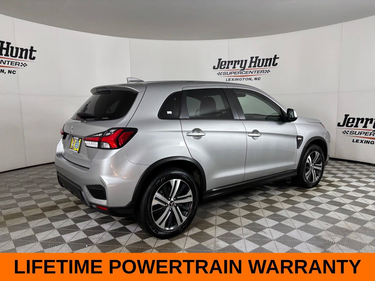 Used 2025 Mitsubishi Outlander Sport AWD image 5